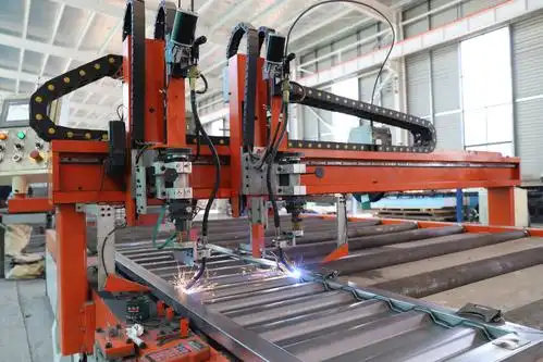 双枪瓦楞板自动焊接机未来的自动化焊接工艺,一方面要硏制新的焊接