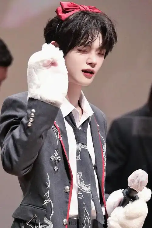 230201 music korea签售】饭拍高清0815kilibae_091392二改商用