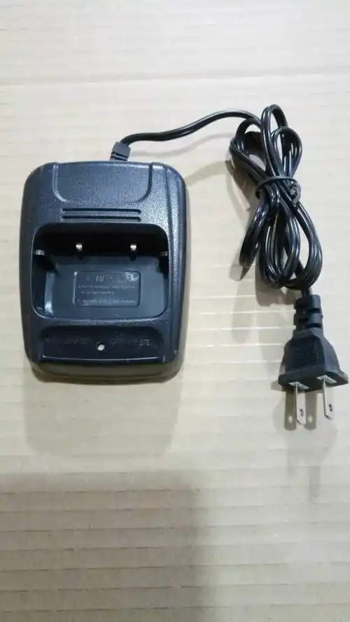 原装百事通besttone666对讲机充电器手台各种专用配件促销对讲机配件