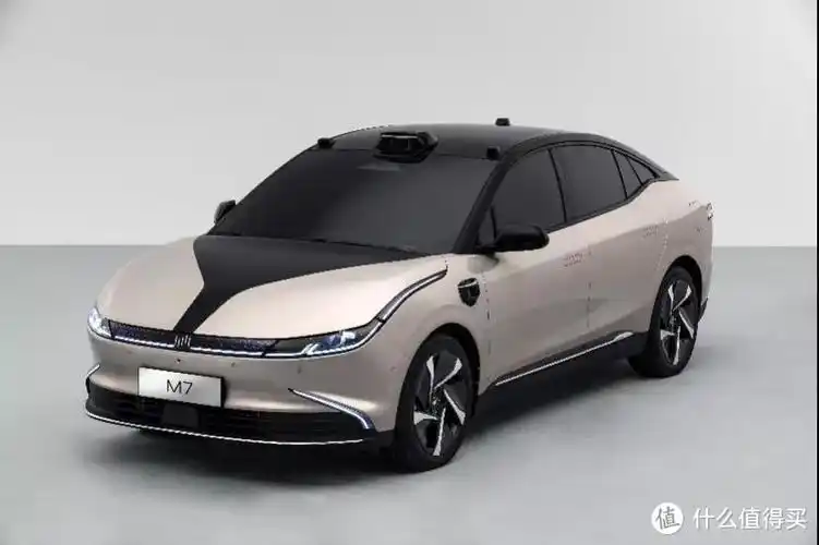 首搭3颗激光雷达 威马纯电轿车m7亮相_汽车整车_什么值得买
