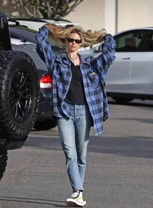 今日欧美明星时尚街拍图集(2023年3月7日)_gal_电影_美国