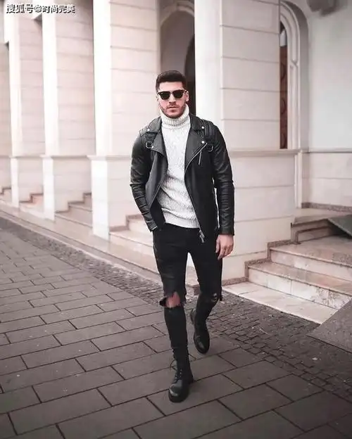 原创王俊凯穿上皮夹克造型也很显男人味看来男士不能错过这件皮衣