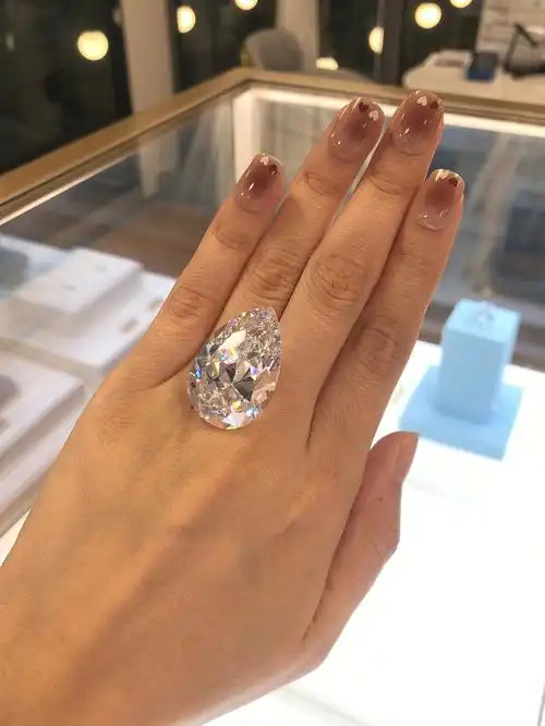 吼天15克拉水滴天使的眼泪