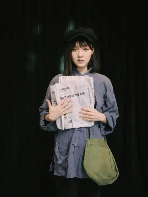 北京电影学院汇演,问苍茫大地贺美琦剧照