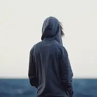 qq头像男生帅气背影酷图片