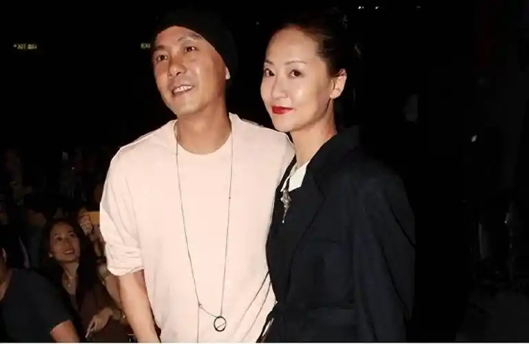 张茜裸婚嫁给张卫健,恩爱16年为什么却一直没生孩子?