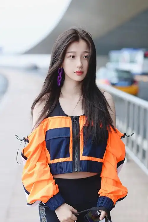 虞书欣同款衣服工装风吊带露肩衬衫小众设计感衬衣心机 拼接 单件上衣