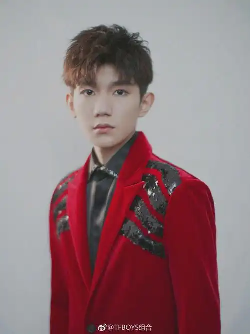 王源官宣春晚进行时红红火火过大年期待王源