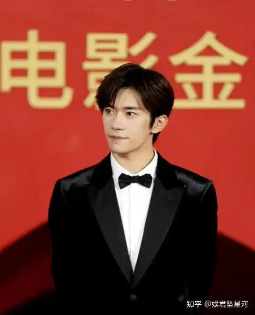 易烊千玺成最年轻影帝,宋佳二封影后,《哪吒2》落选意难平