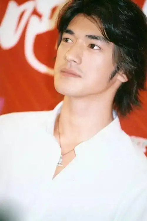 白衬衣|白衬衫|金色_新浪新闻