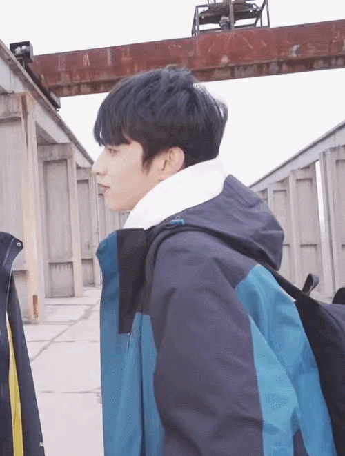 刘耀文身上的反差感同样是扭扭九张秒变妈粉