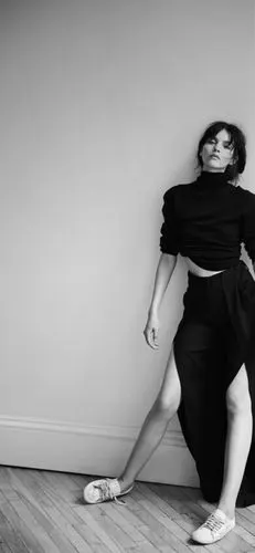 mojw_  12月5日 1:46   关注  欧美壁纸 原创 黑白壁纸 壁纸 复古壁纸