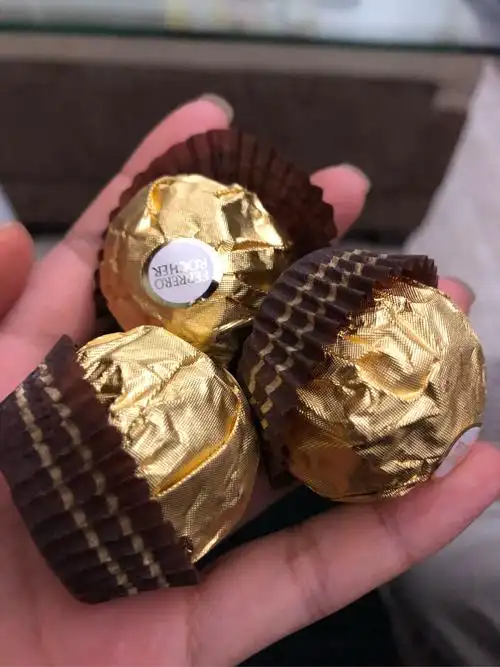 费列罗巧克力32粒质量怎么样好用吗多少钱,来自上班族的使用分享