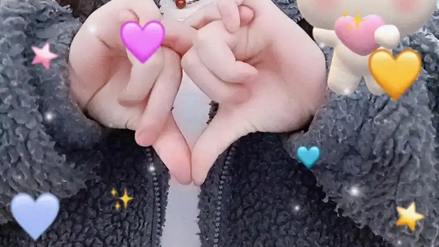 俄式比心 #爱心手势 #让你的姐妹给你安排上 #让你对象给你拍