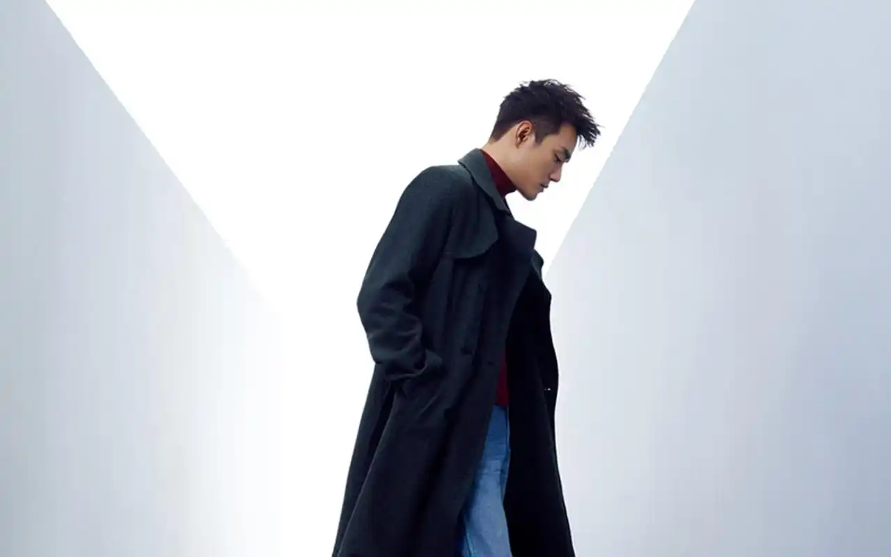 魅力男神王凯时尚帅气写真壁纸下载高清大图预览1920x1200_大陆明星