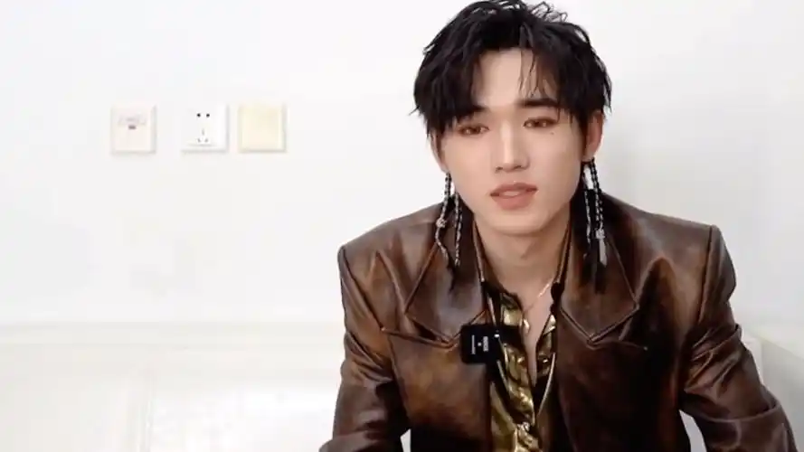 宋亚轩|小嘴一撅 语出惊人