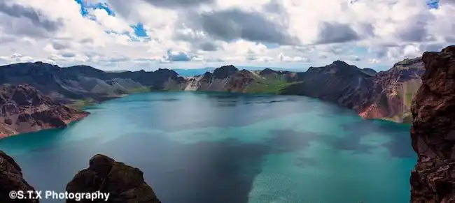 长白山天池全景照片