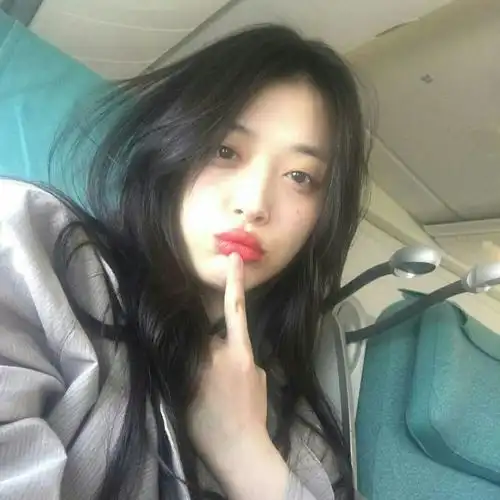 韩国女爱豆头像 崔雪莉sulli