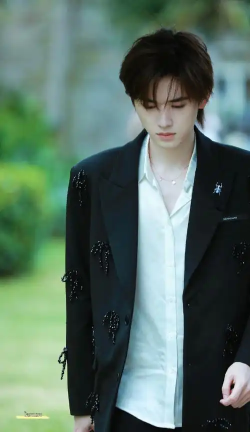 时代少年团-宋亚轩cr94 logo#宋亚轩这是我的岛