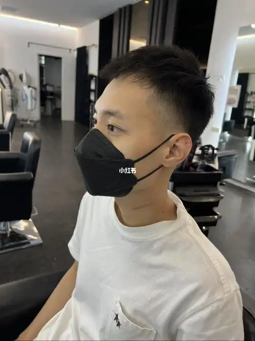 发量少发质细软男生短发烫发推荐