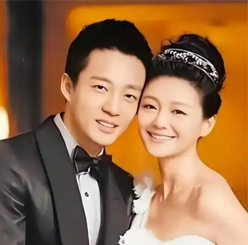 两人离婚后的纷争一直备受关注,汪小菲不仅需要负担前妻的生活费用,还