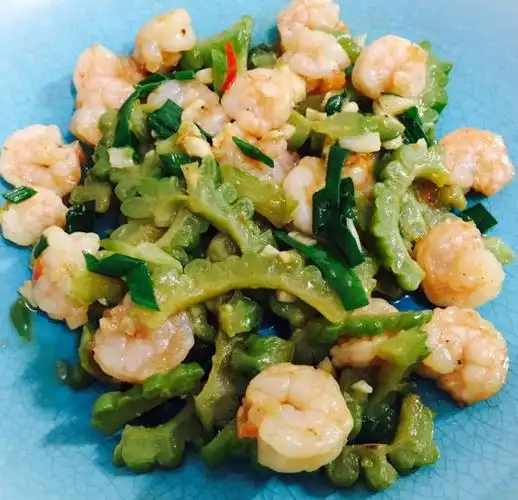蒜茸苦瓜虾仁