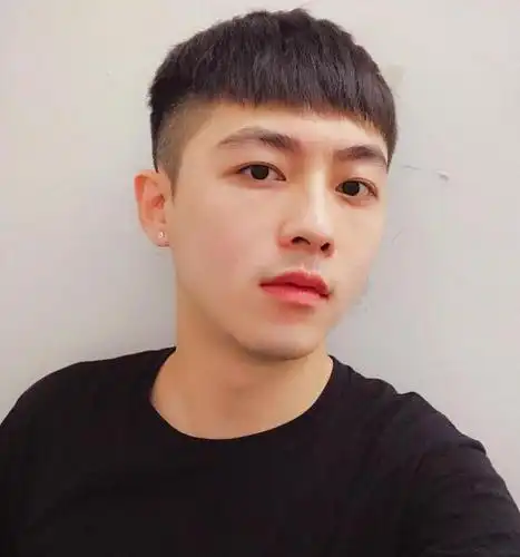 男生新式短发发型,够味!想变帅气,选一款就对了