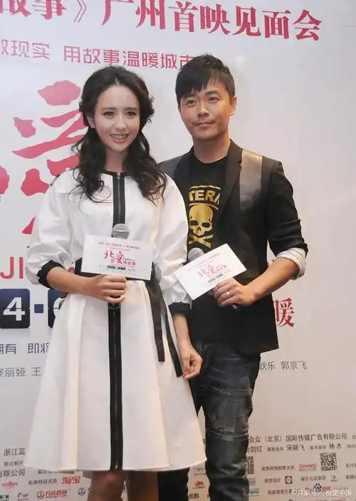 文给妻子庆生,但是年年零点还给前妻庆祝生日的,陈思诚却是独有的一个