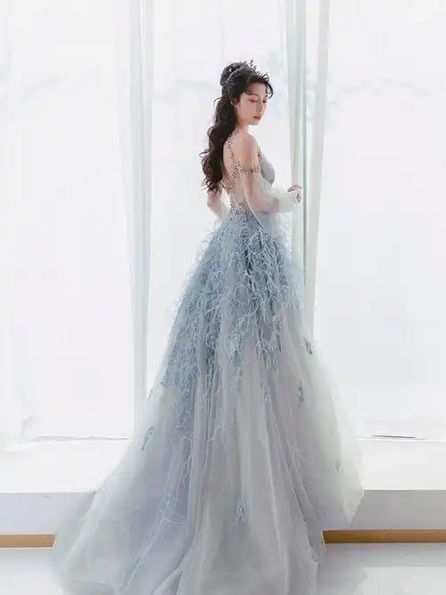 晚宴礼服女性2022新款蓝色礼服裙轻奢名媛高端婚宴气质明星主持人