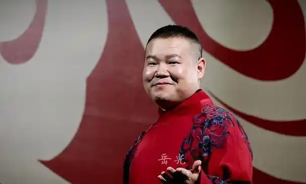 德云社岳云鹏商演返场,回应上春晚的事情,观众:签保密协议了没|孙越|