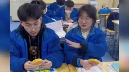 盘点那些回不去的校园时光,致我们终将逝去的青春回忆