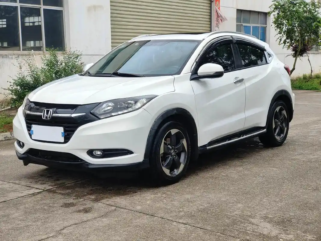 15年本田缤智,自动1.8豪华版,带全景大天窗,全款只要4个 - 抖音