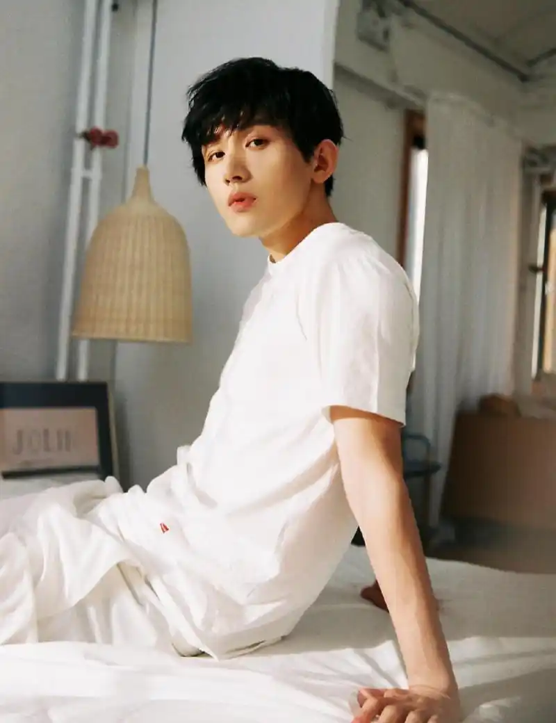 最近最火的三位男明星 檀健次,魏大勋,成毅,是最近最火的三位男明星.