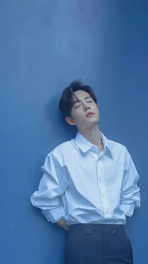 不要在为了不值得的人,蹉跎自己了#肖战时影大神官 #战战 - 抖音