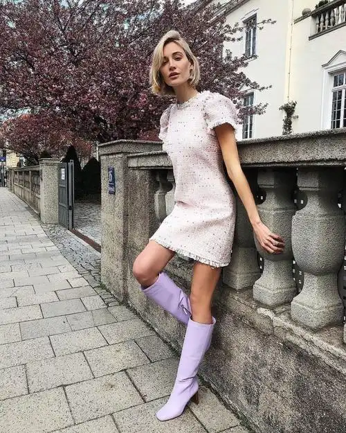 敢在大热天穿靴子,你也太时髦了吧!