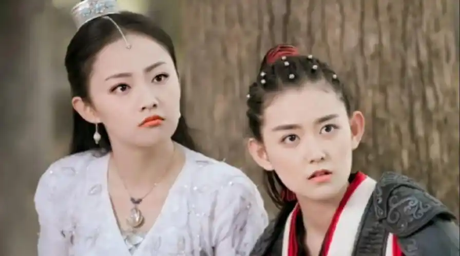 哪吒降妖记,蒋依依和吴佳怡