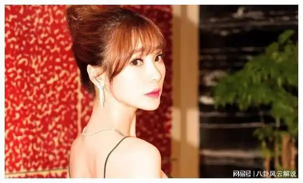 柳岩:《浪姐5》黑马,纯欲天花板,多才多艺|后弦|黄灿盛|女明星_网易