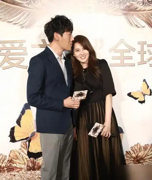 伊能静秦昊婚姻年龄差距难掩甜蜜本质