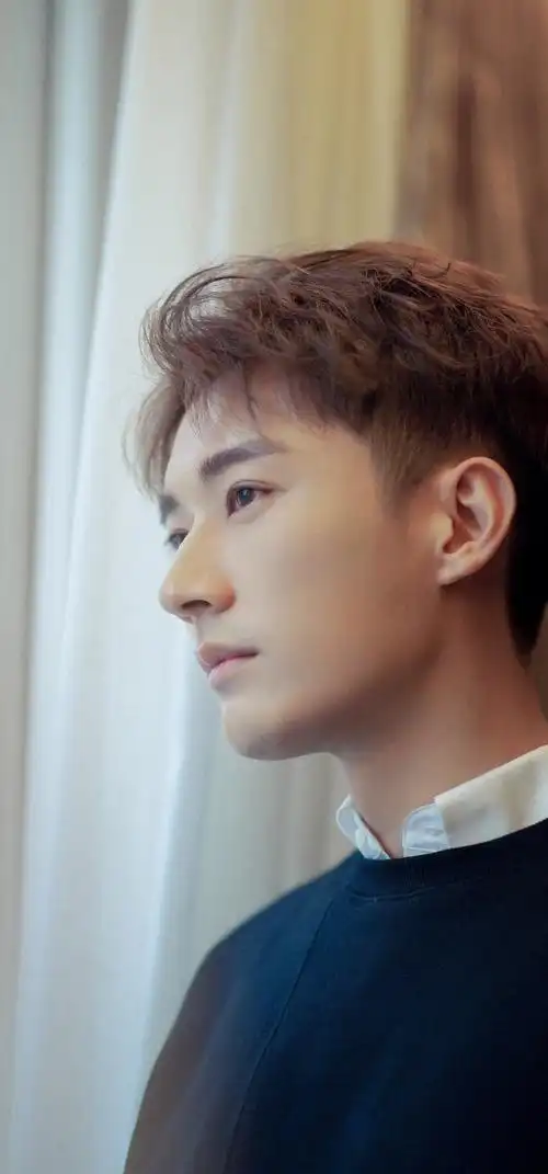 请问你们大家怎么评价刘学义着个演员的颜值.反正我觉得帅 . - 知乎