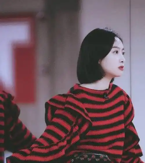 宋茜的条纹毛衣你了解多少?_感觉_选择了_衣服