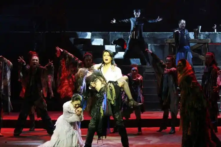 艺术看|音乐剧《蝶》: 破茧成蝶诠释"一念一生"