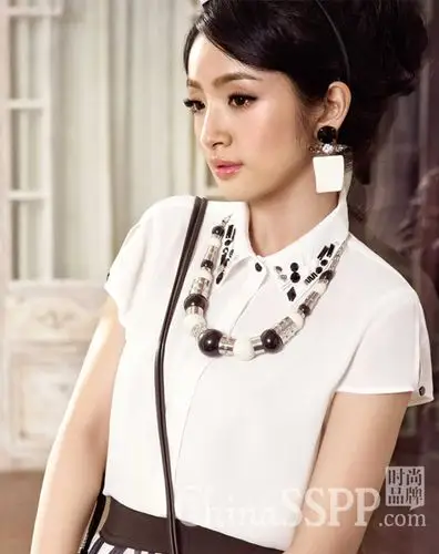 林依晨代言拍摄爱eichitoo居兔女装2014夏季装新款广告大片 爱居兔