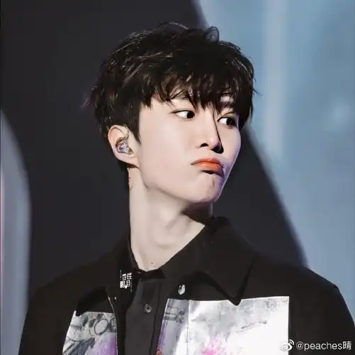 范丞丞21岁新专辑