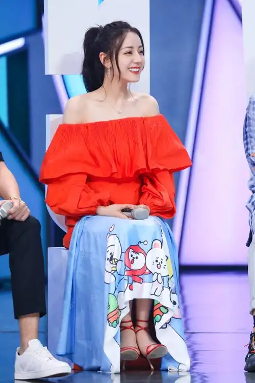 迪丽热巴快乐大本营