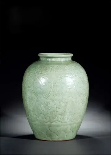 清乾隆青釉模印缠枝莲纹太白坛-中国明清瓷器专场- 西泠印社拍卖有限