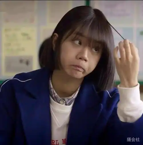 希望小仙女是像德善一样的短发