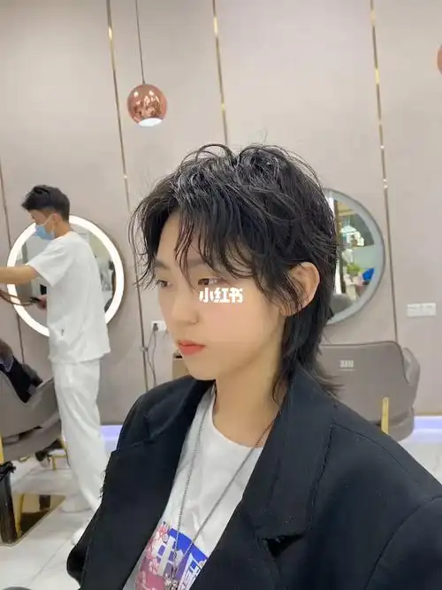 女生超短发烫发分享凌乱鲻鱼头狼尾短发