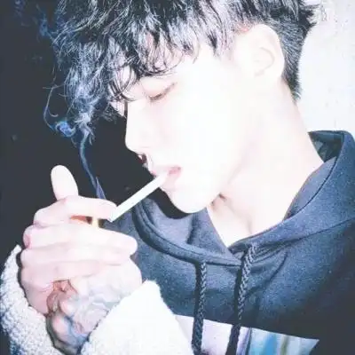 简单耐看的真人男头像图片超拽霸气男生气质高清图片大全