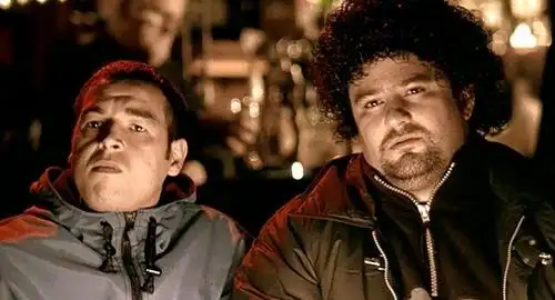 《两杆大烟枪》:"完美犯罪"