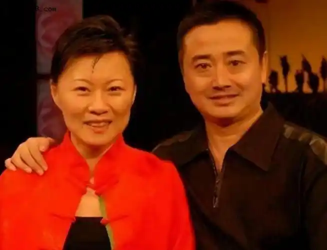 图片[1]-赵本山徒弟赵海燕:24岁生子,30岁上大学成